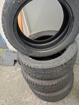 Zimní pneu 215 55. 18 - 2