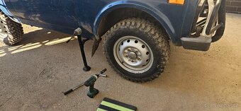 Pneu Vraník Lada Niva 175 80 R16 - 2