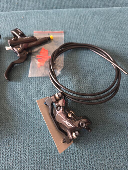 Shimano Deore XT BR-M8120 kotoučová brzda 4 pístová - 2