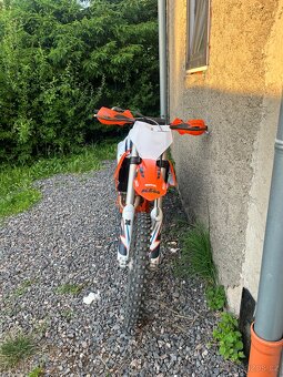 Prodám KTM sxf 250 2022 rok - 2