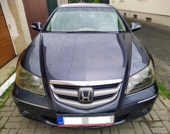 Honda Legend KB1 3.5 V6 VTEC SH-AWD - dva vozy - 2