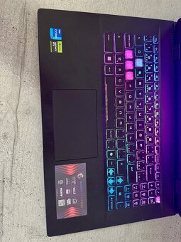 HERNÍ NOTEBOOK MSI I7 14650HX/32GB RAM/RTX 4060/1TB SSD - 2