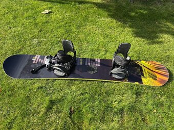 Snowboard 150, boty a vázání BURTON - 2