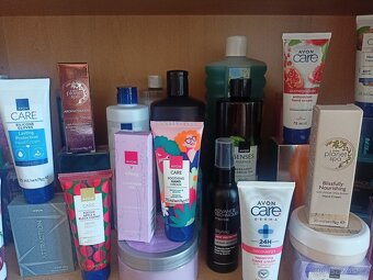 Avon vůně, krémy, spr. gely... EDP Tresele 50ml (250,-) - 2