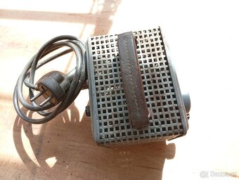 Motonabíječka autonabíječka nabíječka akumulátorů 6 Voltů - 2