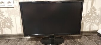 Samsung LS24D300HS 24" - 2