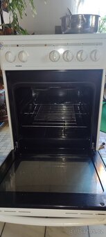 Mora elektrický sporák - 2