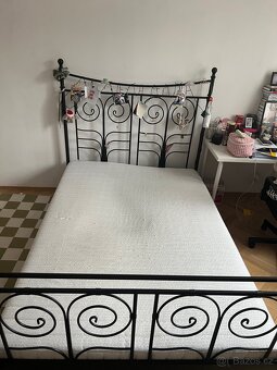Prodám kovanou postel IKEA - 2