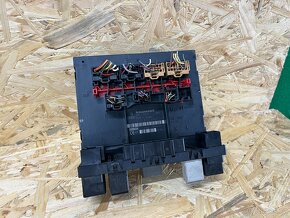 ŘÍDICÍ JENDOTKA PALUBNÍ SÍTĚ 3C0937049AJ - 2