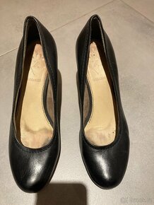 Kožené černé lodičky 38 Lazzarini - 2