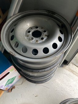 Mercedes plechove disky a cidla - 2