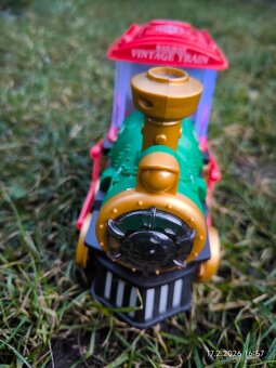 Lokomotiva - parní vláček - 2