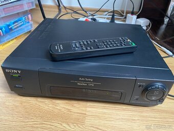 Videorekordér SONY SLV-E210EE - 2