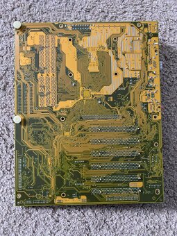 ASUS P4S8X - X - 2