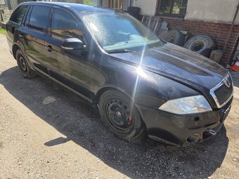 Škoda octavia 2 combi RS 2 náhradní díly - 2