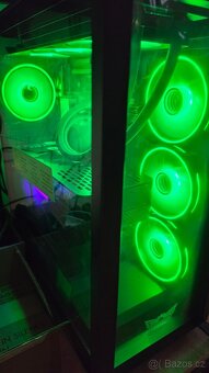 Alza Gamebox ASUS ROG ASTRAL RTX 5090 OC & Ryzen 7 9800X3D - 2