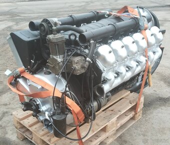 Motor Tatra 815 (12-ti válec) - 2