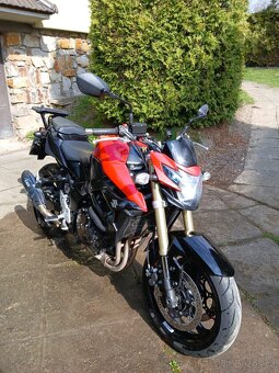 SUZUKI GSR750 r.v. 2012 typ C511 - 2