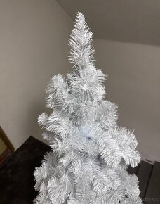 Umělý vánoční stromeček (150cm) - 2