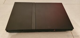 Sony PlayStation 2 Slim SCPH-70004 - 2