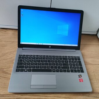 HP 255 G7 silver- 15.6"FHD/Ryzen 3/8GB RAM/512GB SSD/Win 10 - 2
