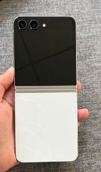 Samsung Galaxy Zflip 5 8/256 - 2