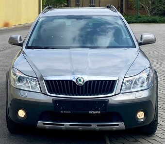 Škoda Octavia SCOUT 2.0 TDI CR DSG 4X4 103KW COMBI ELEGANCE - 2