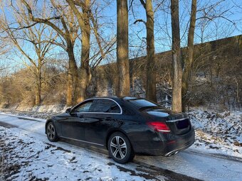 Mercedes E220D AVANTGARDE - 2
