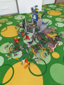 Schleich Dinosauří výzkumná stanice - 2