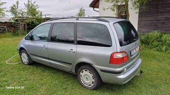 Ford Galaxy 2.3 LPG benzin - 2