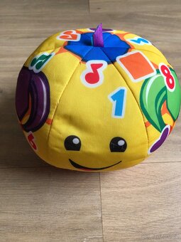 Zpívající míč Fisher Price a míček - 2