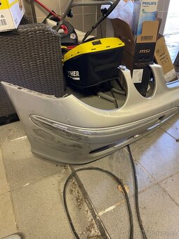 Přední nárazník w211 před facelift - 2