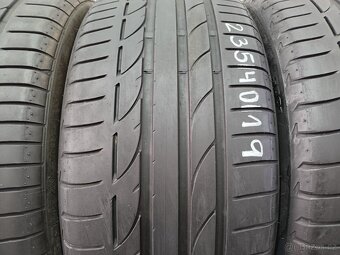 Letní pneu 235/40/19 Bridgestone - 2
