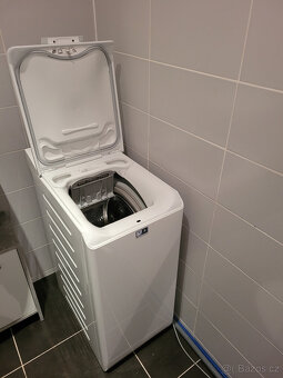 Pračka Electrolux Timecare 500 - horní - 2