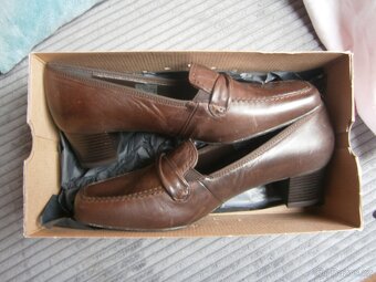 dámská obuv nenošené - 2