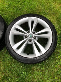 ALU kolo r18 5x112 - 2