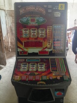 Výherní herní  hraci automat - 2