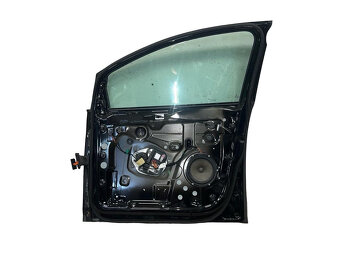 Pravé přední dveře černá barva L041 VW Golf 6 plus r.v. 2011 - 2