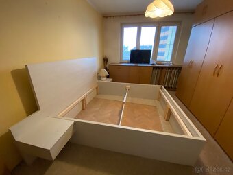 Manželská postel bez roštu - 2