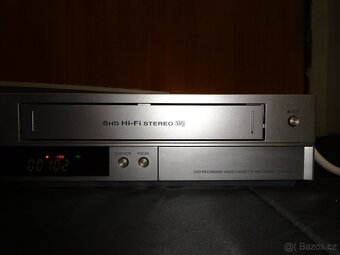 DVD a VHS prehravac GPX DVR-9466C - 2