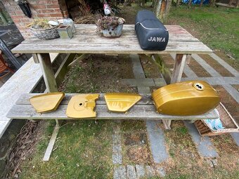 Jawa 350/634 Pitavalka/ 640 Retro - 2