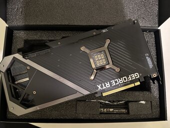 ASUS ROG STRIX GeForce RTX 3080 GAMING 10GB - 2