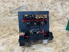 ŘÍDICÍ JEDNOTKA PALUBNÍ SÍTĚ 8P0907279A - 2