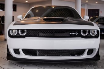 Dodge Challenger Hellcat - 2
