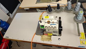 Pětinitný stroj Juki MO-2416 - 2