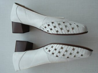 Polobotky, kozačky, bačkory - 2