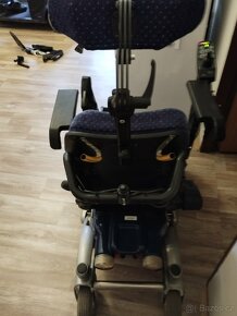Elektrický invalidní vozik - 2