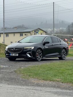 Opel INSIGNIA GSI CDTi - 2