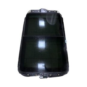 Skleněné posuvné střešní okno 8R0877041 Audi Q5 8R 2009 - 2