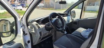 Opel Vivaro Bus 9 míst - 2